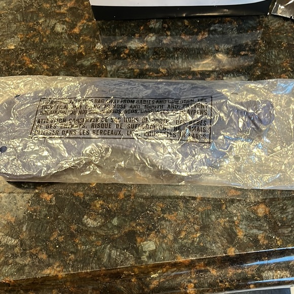 Travel size cosmetics.TSA ready. Authentic - Picture 9 of 9